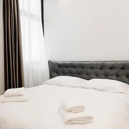 101 Cirk Apartman